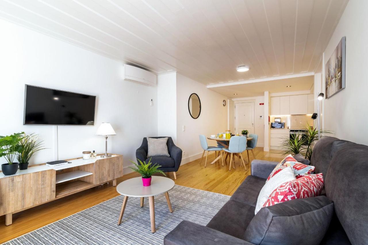 Amazing 1Bdr Apartment In Chiado By Lovelystay Lizbona Zewnętrze zdjęcie