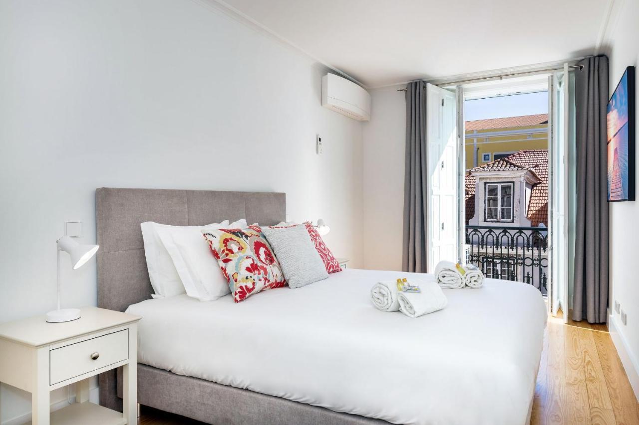 Amazing 1Bdr Apartment In Chiado By Lovelystay Lizbona Zewnętrze zdjęcie