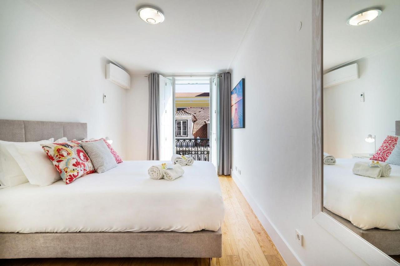 Amazing 1Bdr Apartment In Chiado By Lovelystay Lizbona Zewnętrze zdjęcie